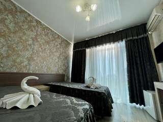 Гостевой дом Эллаиса Адлер Двухместная комната (2 односпальные кровати)-6